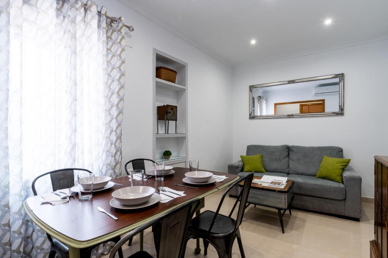Holi-Rent Salado Apartment Sevilla Exterior foto
