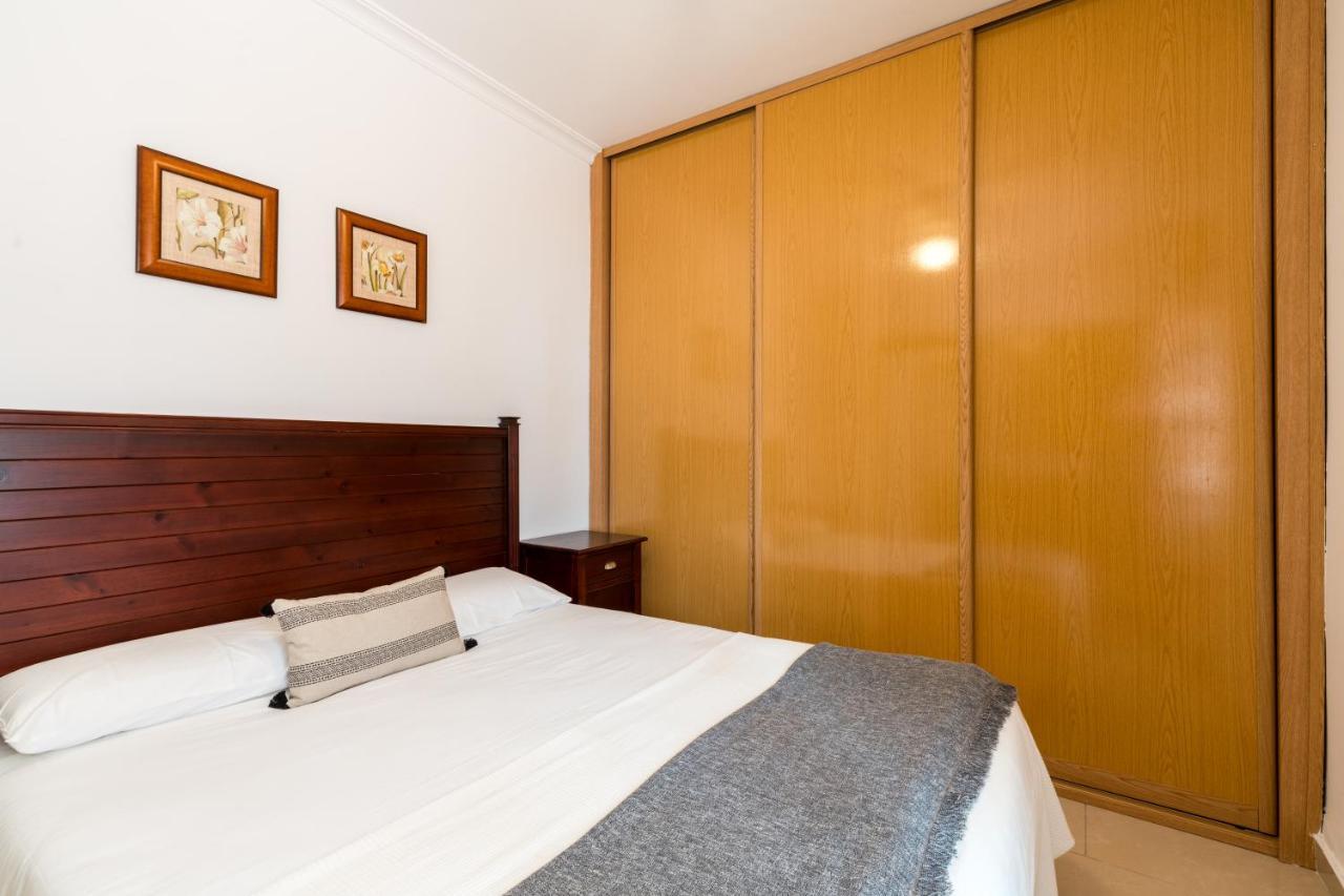 Holi-Rent Salado Apartment Sevilla Exterior foto